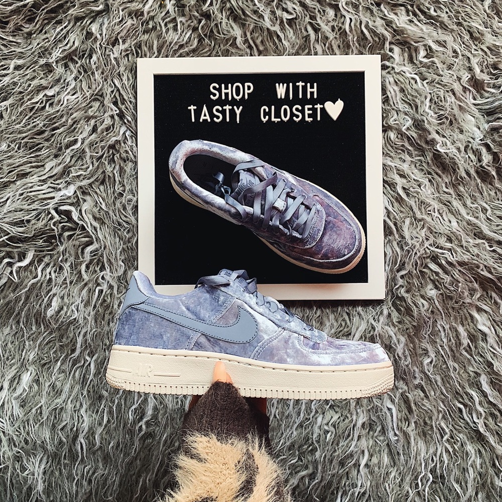 Nike velvet air force 1 LV8 sneakers - Picture 3 of 8